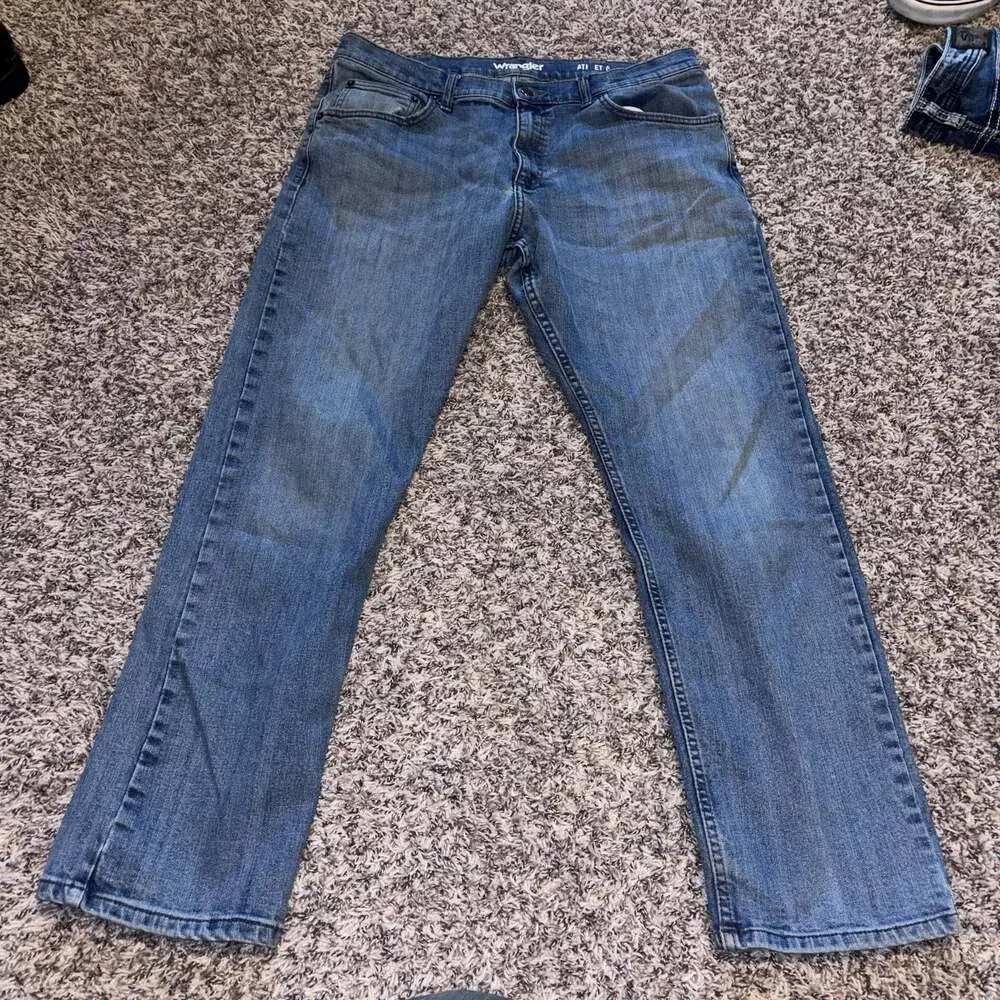 Wrangler athletic fit